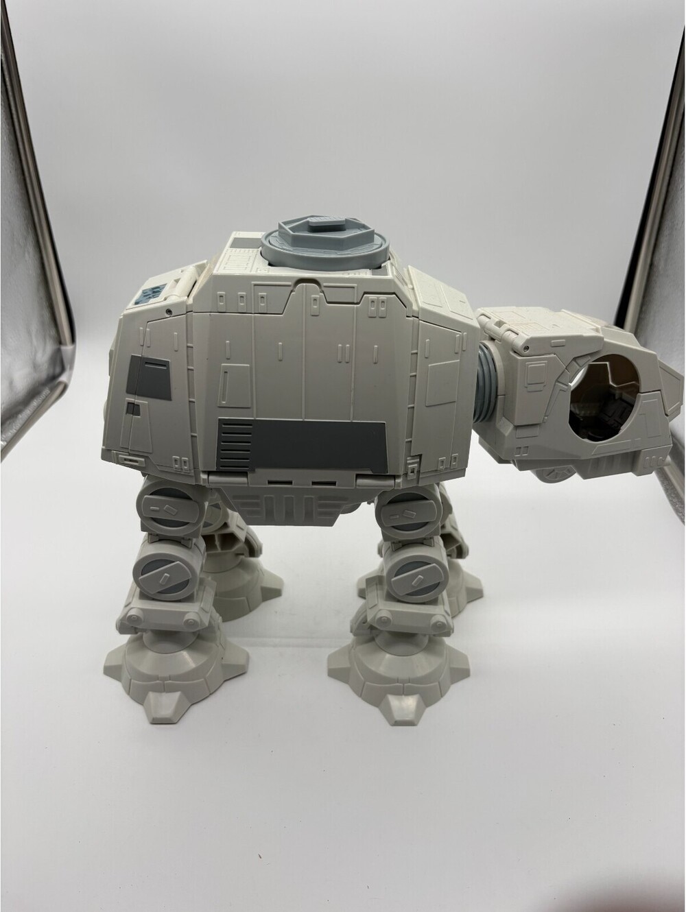 Star Wars Imperial AT-AT Walker Hasbro 2004 Hoth Vehicle